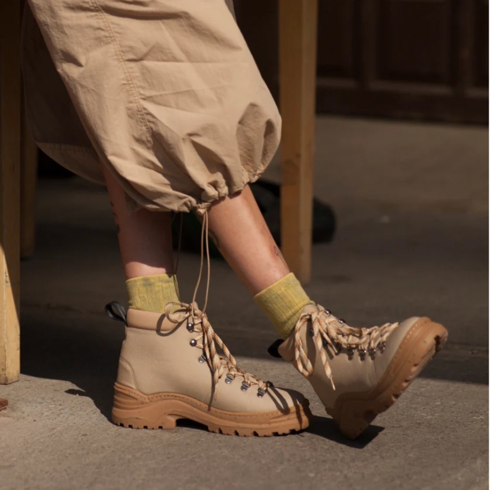 Brand New Thesus Weekend Boot in Beige (Alice & Whittles)